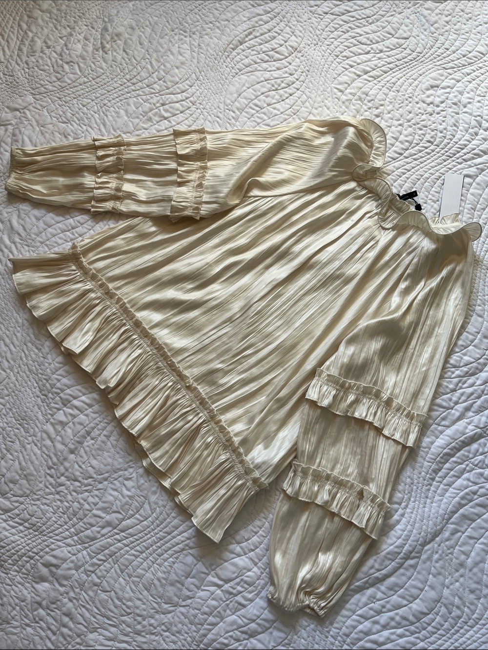 Ruffled Blouse - Picture 2 of 8